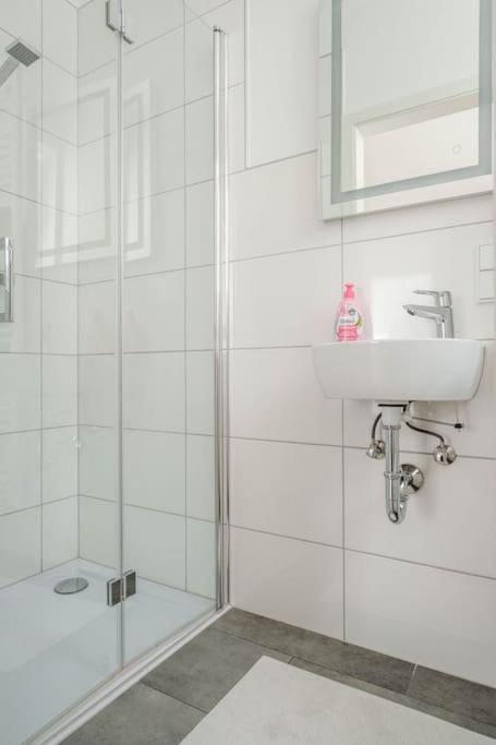 Kinderklinik, 600M Zum Bahnhof 2B Siegen Dış mekan fotoğraf